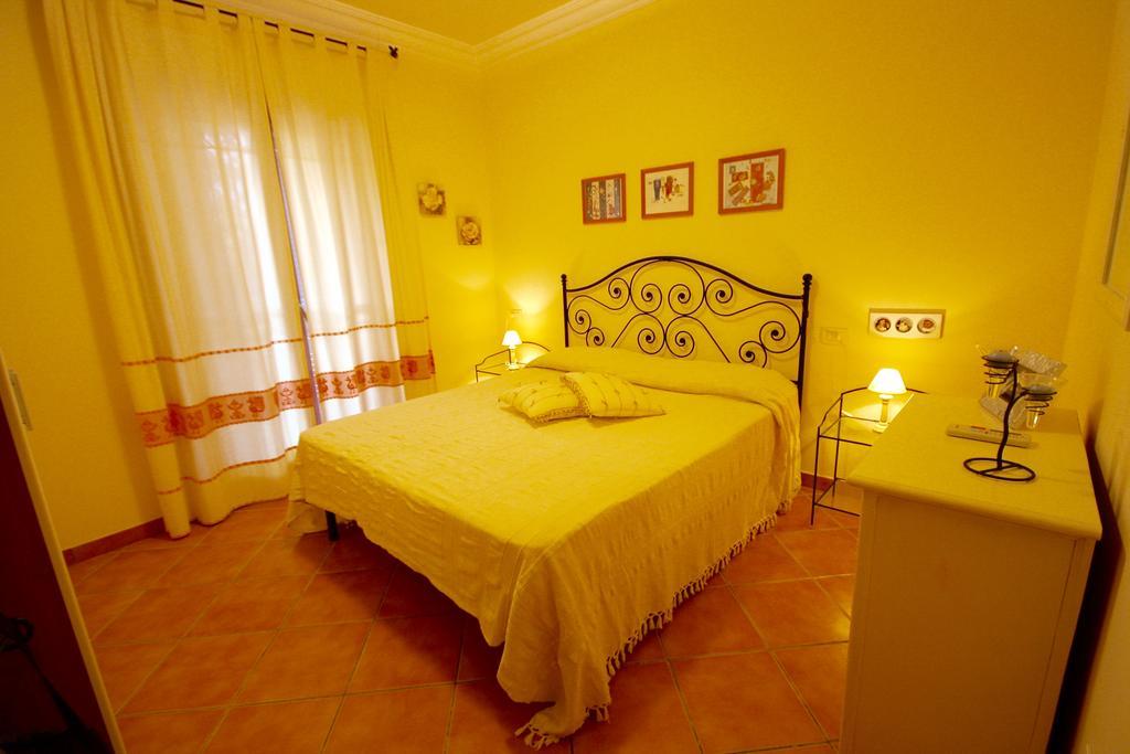 Casa Antonella Villa Олбия Екстериор снимка